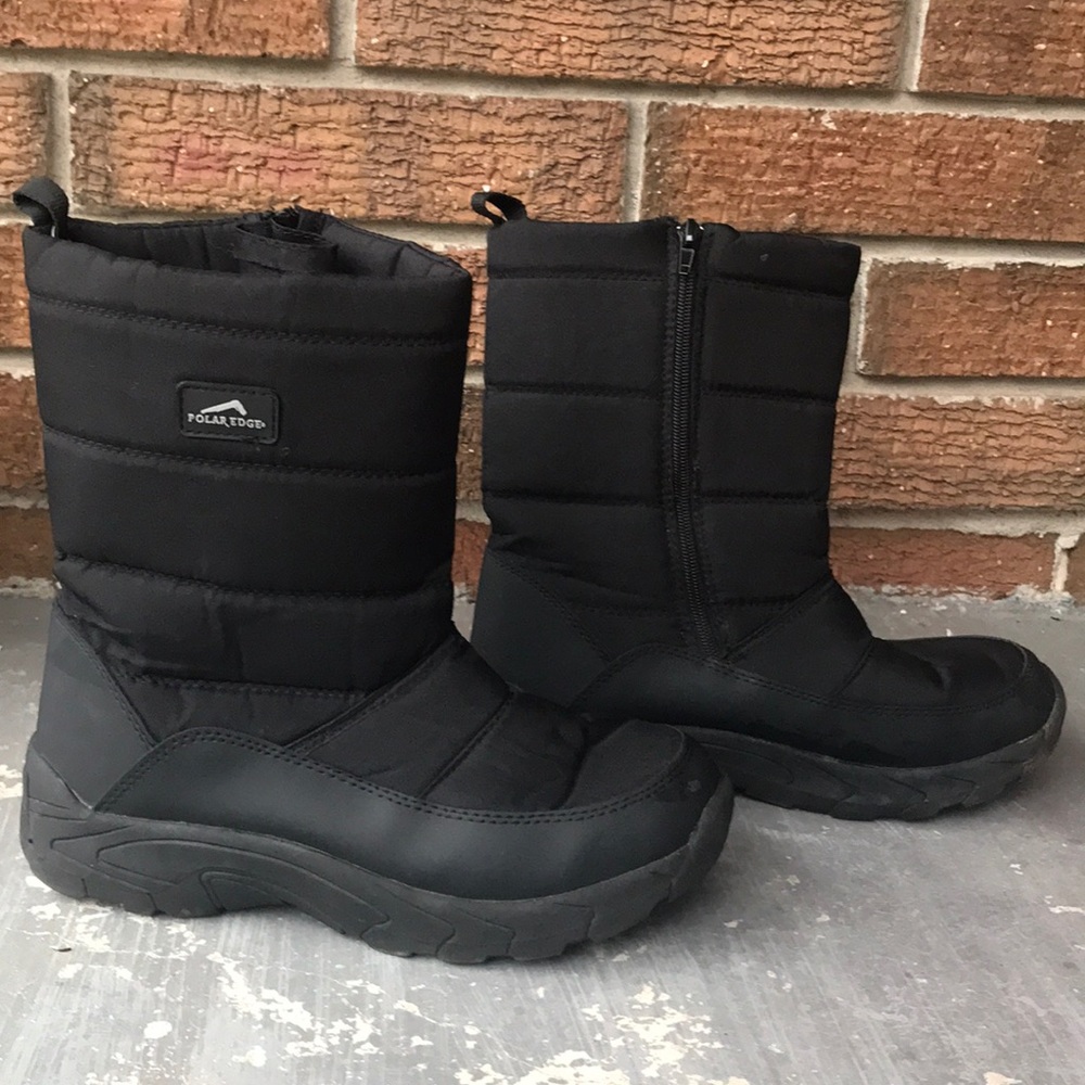 Black Snow Boots Size Men’s 10